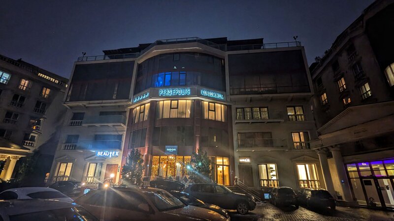 2012 Persepolis, Francez, LUX 3 camere 123 mp, 2 Bai, Centrala, Parcare